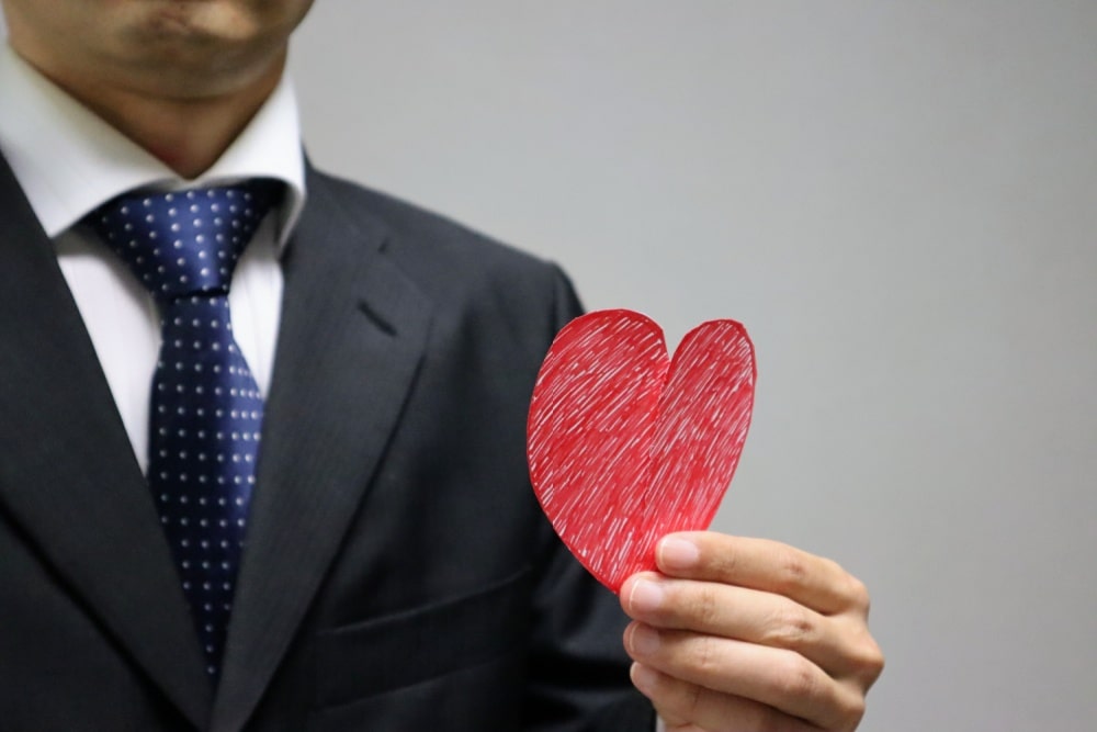 数秘術で片思いは叶う?成就した実例と数字別アプローチ・相性・告白タイミングを徹底解説!